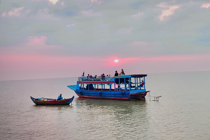 Private Tour Kampong Pluk village and boat cruise on Tonle Sap