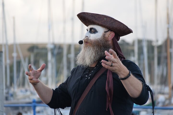 Falmouth Ghost Tour: Haunted Stories & Hidden History