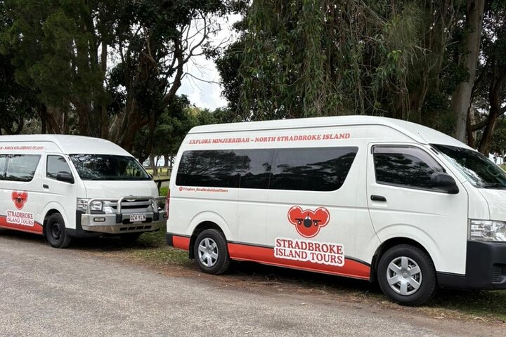 Stradbroke Island Eco Day Trip from Brisbane – Wildlife & Beaches