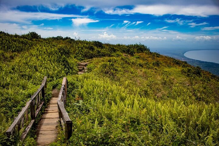Mombacho Adventure Hiking Trails and Zipline Tour