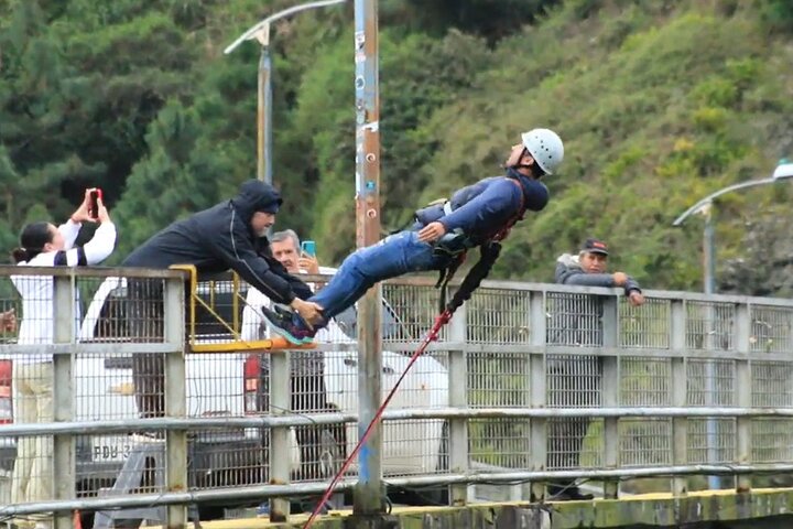 Swing Jump Similar to Bungee Jumping
