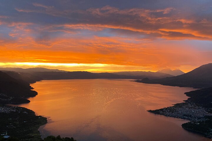 Sunrise Tour in Indian Nose Hike and Views of Lake Atitlan
