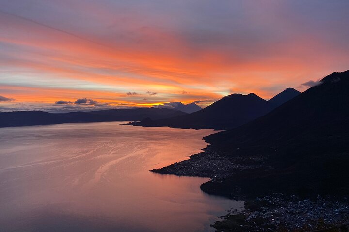 Sunrise Tour in Indian Nose Hike and Views of Lake Atitlan