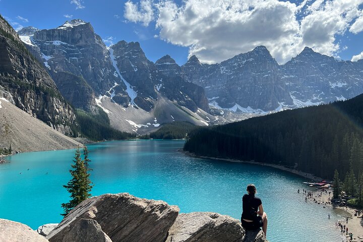 Banff Lake Louise and Moraine Lake Shuttle Tour