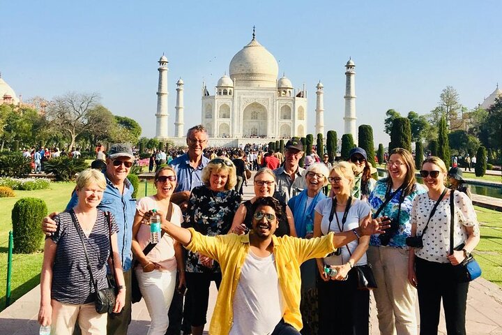 Private Sunrise Taj Mahal Tour from Delhi By Car -All inclusive