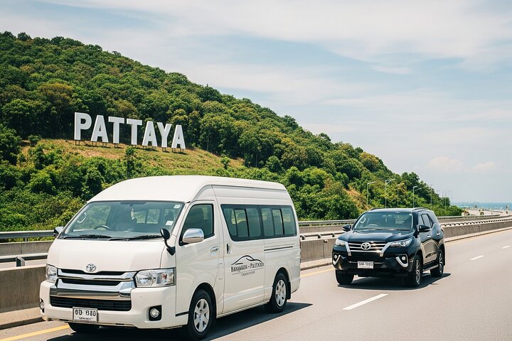 Private Comfortable Car Transfer: Pattaya Hotel to Bangkok Hotel