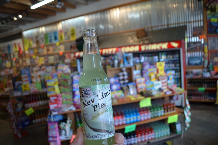 Dallas Food Tour with 5 Local Food Tastings in Deep Ellum Area