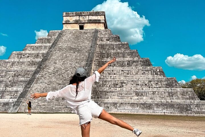 Trip to Chichen Itza with Buffet Breakfast and Saamal cenote