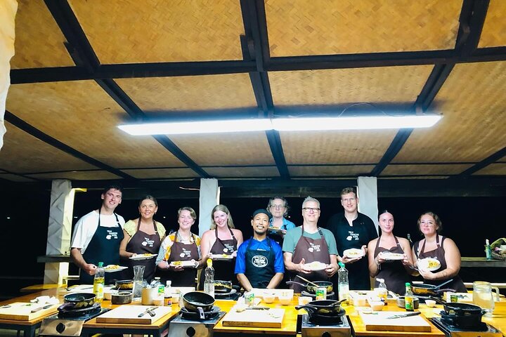 Half Day Thai Cooking Class with Sea View from Koh Tao