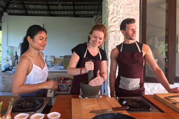 Half Day Thai Cooking Class with Sea View from Koh Tao