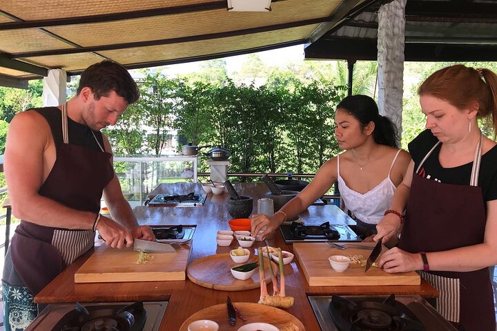Half Day Thai Cooking Class with Sea View from Koh Tao
