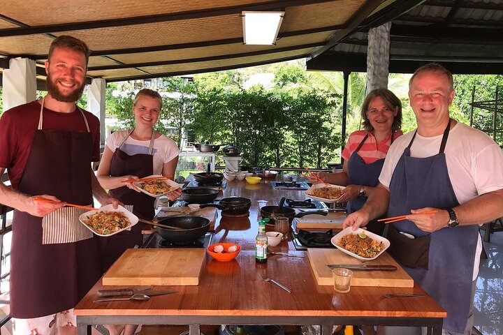 Half Day Thai Cooking Class with Sea View from Koh Tao