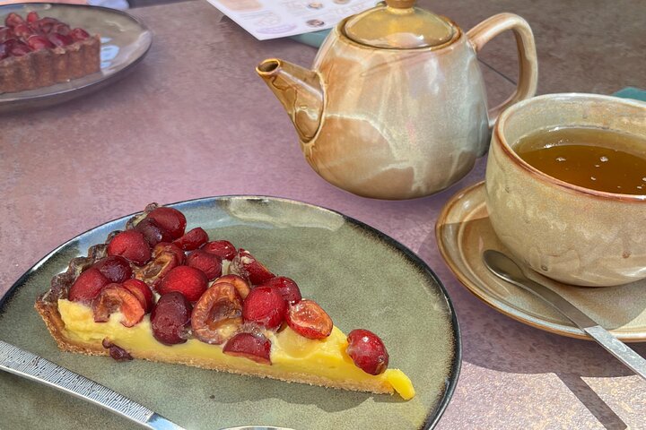 French Pastry and Dessert Walking Tour in Nancy with Local Guide