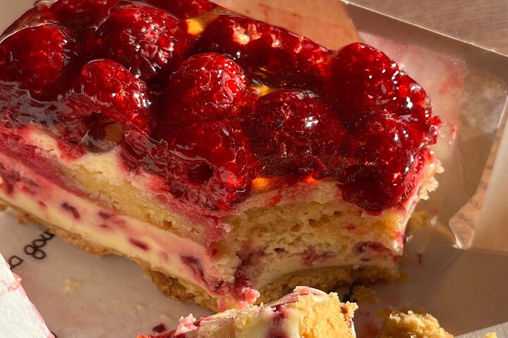 French Pastry and Dessert Walking Tour in Nancy with Local Guide