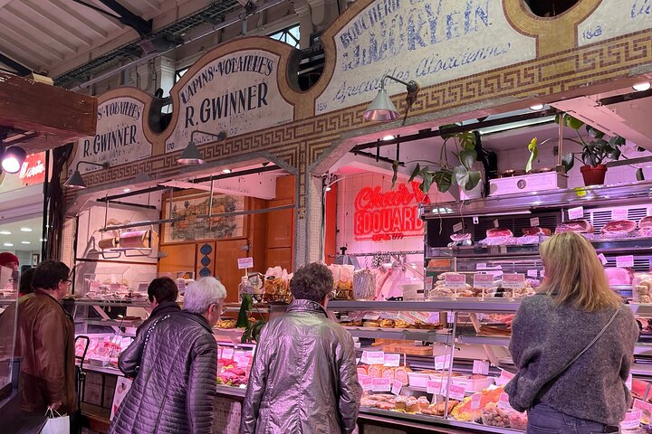 French Pastry and Dessert Walking Tour in Nancy with Local Guide