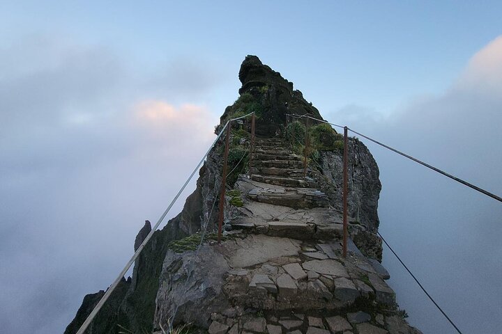 PR1 Sunrise Pico do Arieiro Self-Guided Hiking Transfer