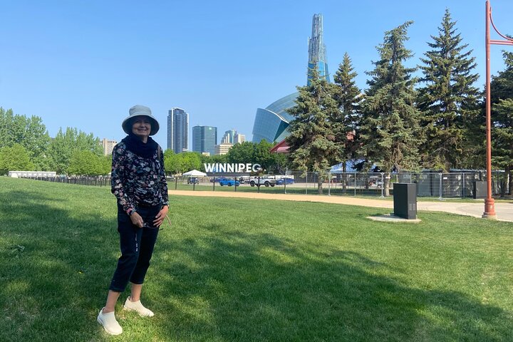 Winnipeg Private Walking Tour with a Local