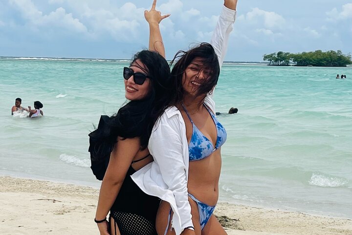 Santo Domingo Top: 3 Eyes, Light House, Boca Chica Beach & Lunch