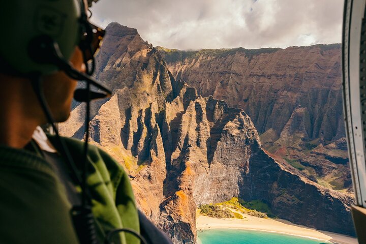 KAUAI LUXURY 60-Minute Doors-Off Helicopter ADVENTURE