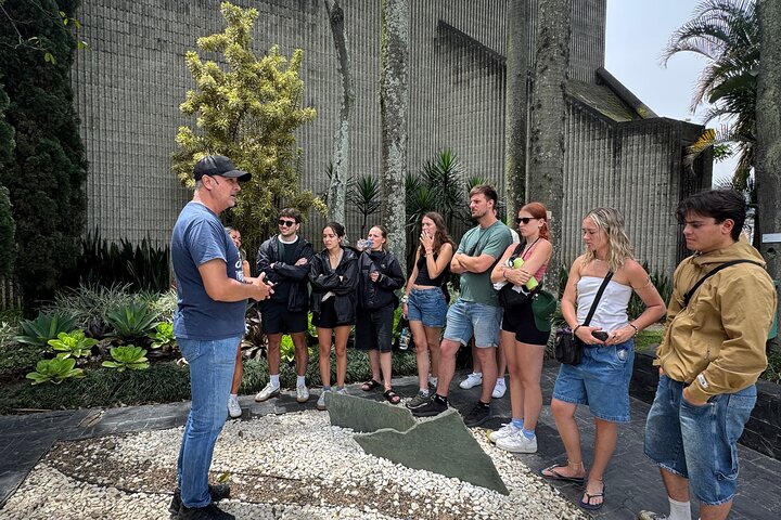 Pablo Escobar Tour : Museum, History and Beer