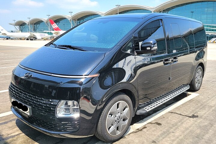 Private Airport Transfer : Incheon to/from Seoul (up to 7 pax)