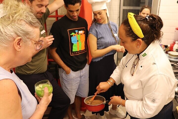 3h Cooking Class in Brasilia with 9 Recipes & Bottomless Drinks