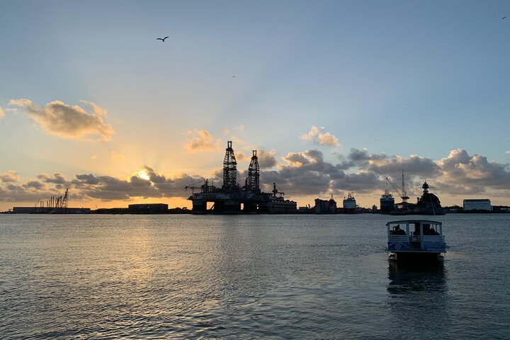 Galveston Sunset Tour – Sophisticated Adult Oriented Cruise
