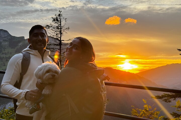 The best Sunset hike with Cheese Fondue
