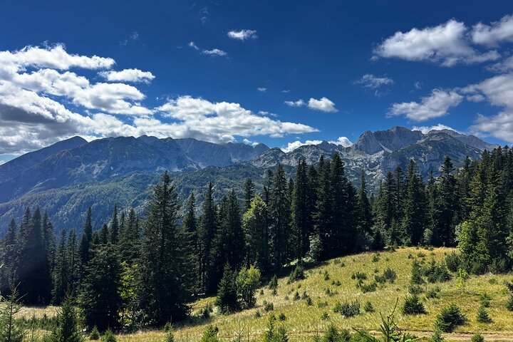 Durmitor National Park hiking tour - easy to moderate