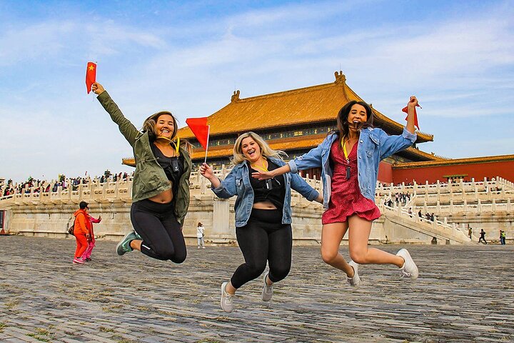 All-inclusive Day Tours: Tiananmen Sq, Forbidden City, Great Wall