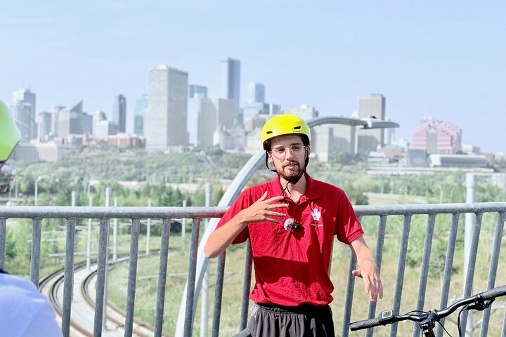 Edmonton City Highlights 3 Hour Bike Tour, E-Bike Upgrade Avail.