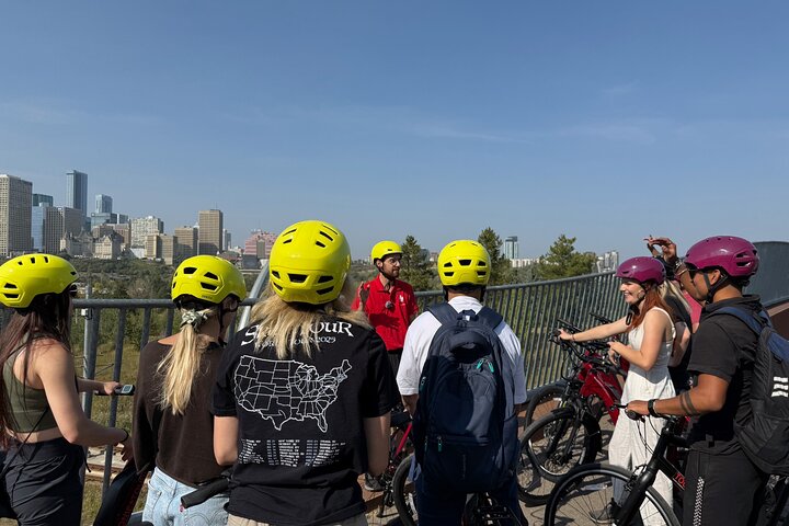 Edmonton City Highlights 3 Hour Bike Tour, E-Bike Upgrade Avail.