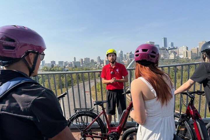 Edmonton City Highlights 3 Hour Bike Tour, E-Bike Upgrade Avail.