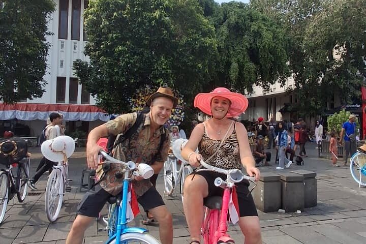 Jakarta Half-Day Sightseeing Tour To Modern City and Old Town