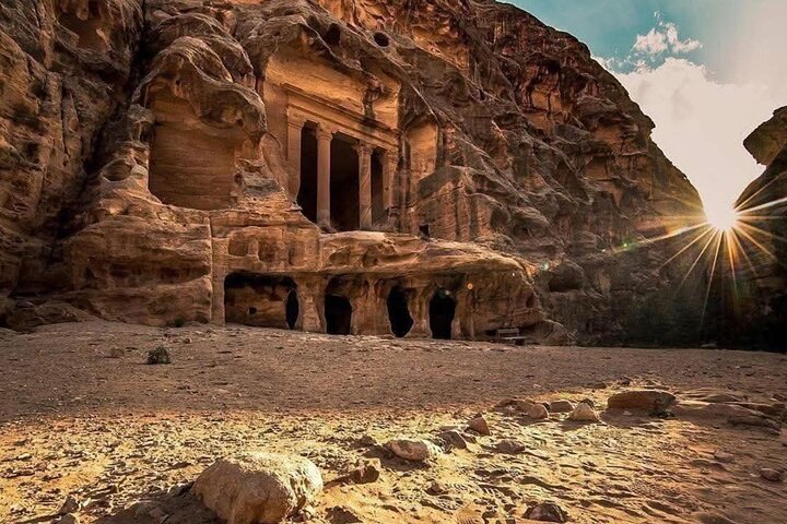 Amman Petra Full-Day Trip