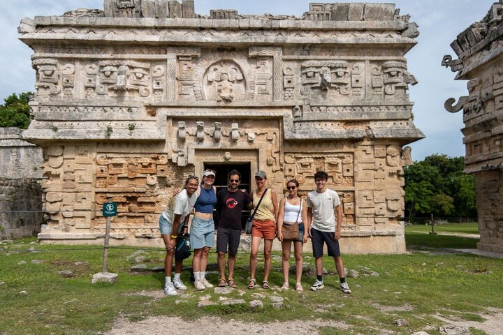 Chichen Itza tour and 3 cenotes from Valladolid in a small group