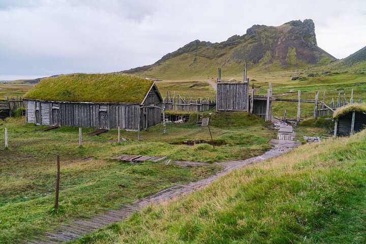 Private Shore Tour of Faroe Islands: Bird Cliffs & Villages