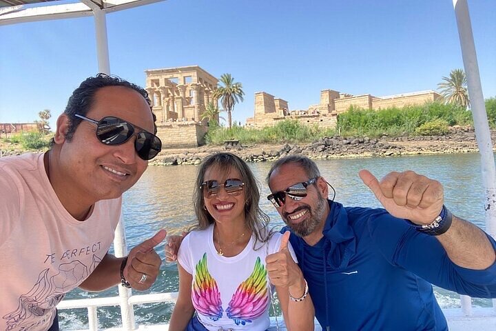 4-Day Nile Cruise Aswan and Luxor Hot Air Balloon with Abu Simbel
