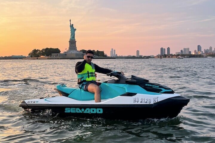 NYC Jet Ski Landmark Sightseeing Tours