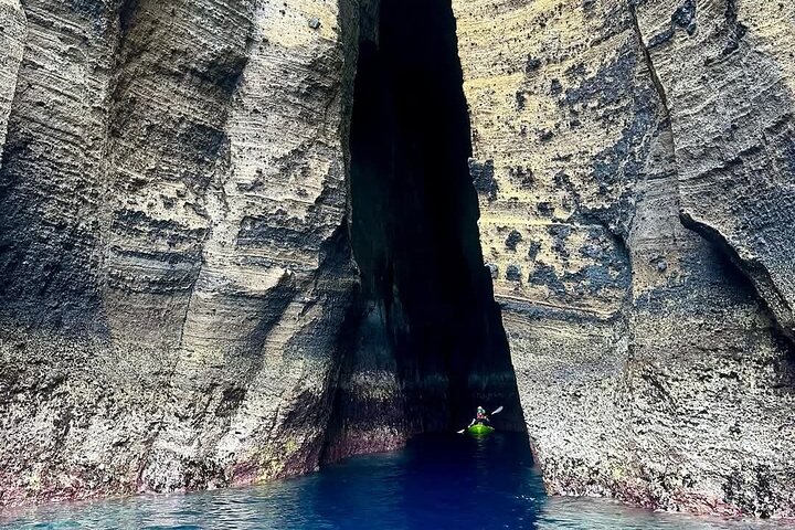 Vila Franca do Campo Islet Kayak Tour - Entry Included