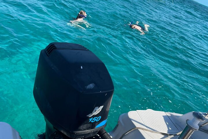 Honeymoon Harbour and The Sapona Day Trip