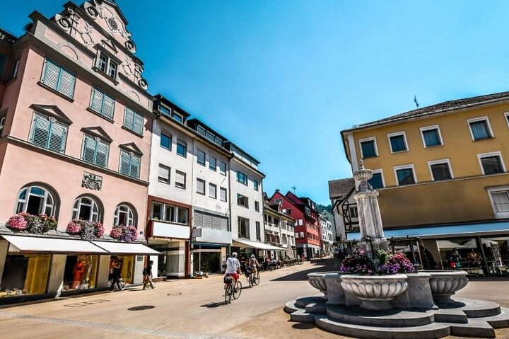 Discover 4 Countries in One Day from Zurich in Small Group