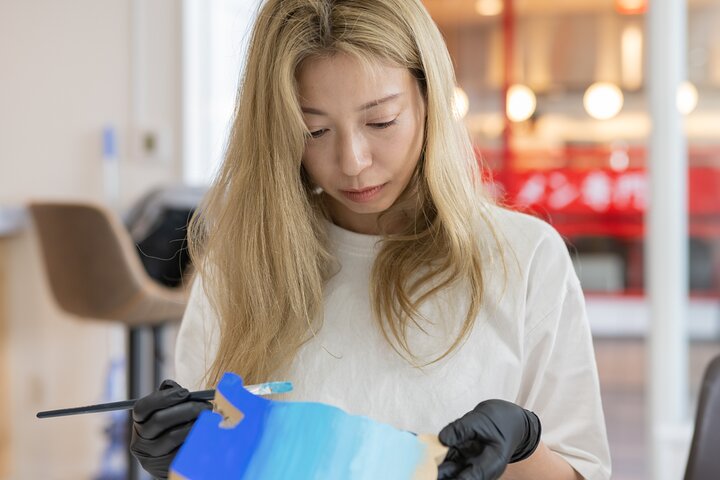 Okinawa Blue Wave Resin Art Class in Naha | Next Day Pickup