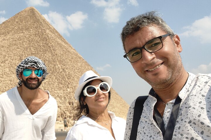 Private Guided Tour Giza Pyramid, Shpinx and The Grand Museum.