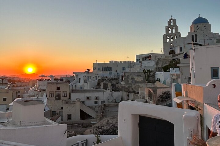 Santorini Highlights Small-Group Tour with Wine Tasting option