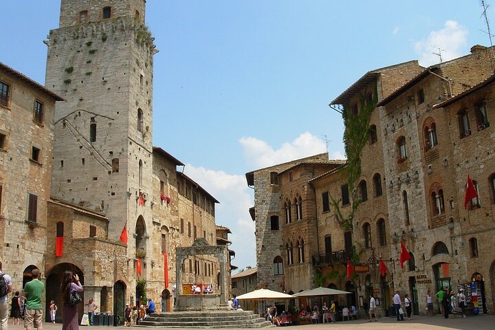 Siena, S.Gimignano & Chianti Tasting Small Group from Montecatini