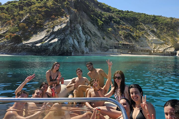 Speedboat Tour Swimming Snorkeling in Pigeon Cave Mirror Beach