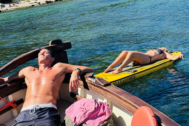Cagliari boat tour : 5 swim stops, snorkeling & Sardinian aperitif