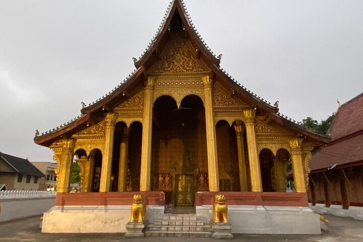 Full Day Private Luang Prabang City Tour