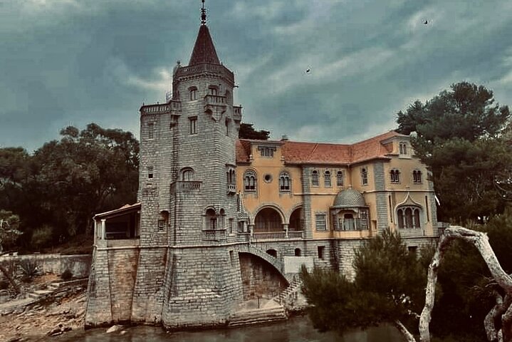 Private Tour Sintra, Pena Palace and Cascais from Lisbon